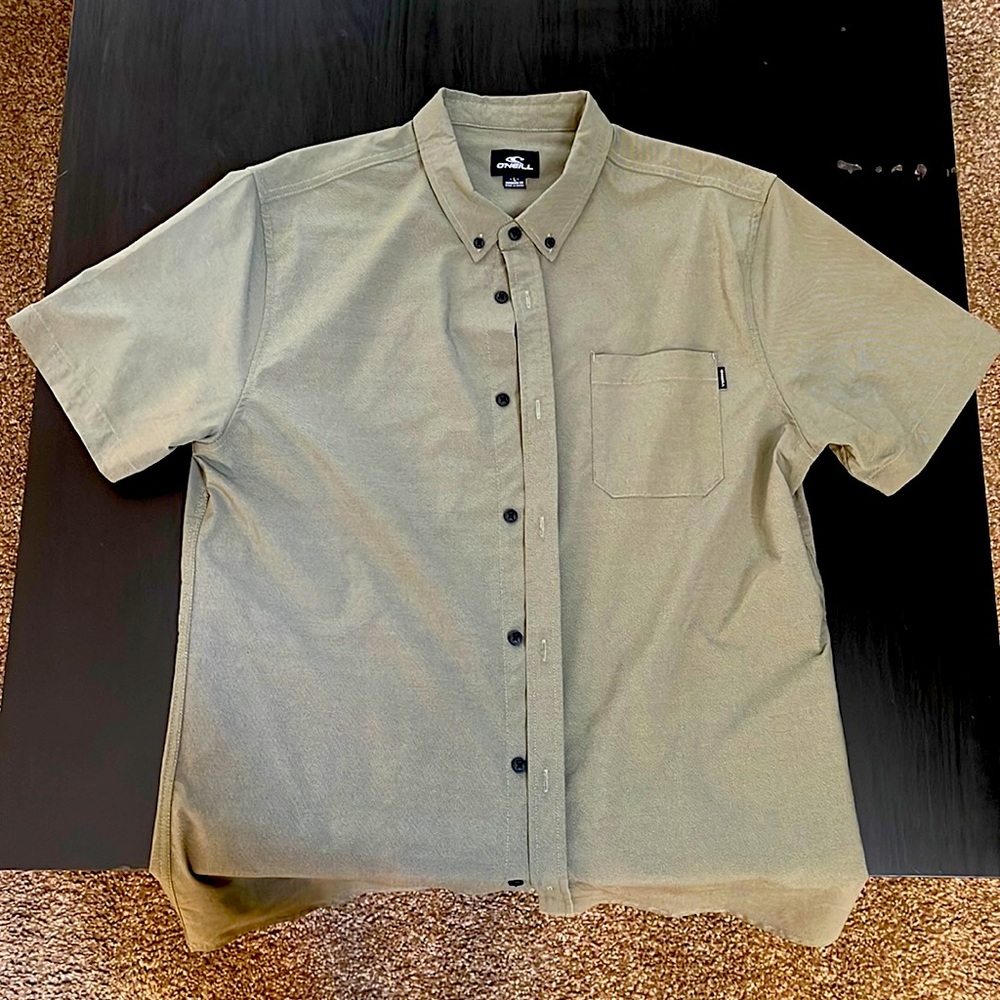 NWOT O’Neill Short Sleeve Button Up